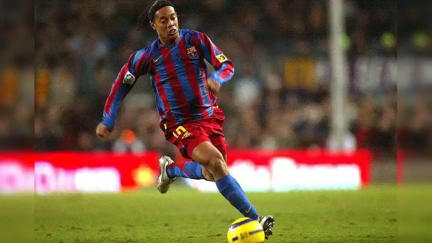 球赛事中 球赛事中