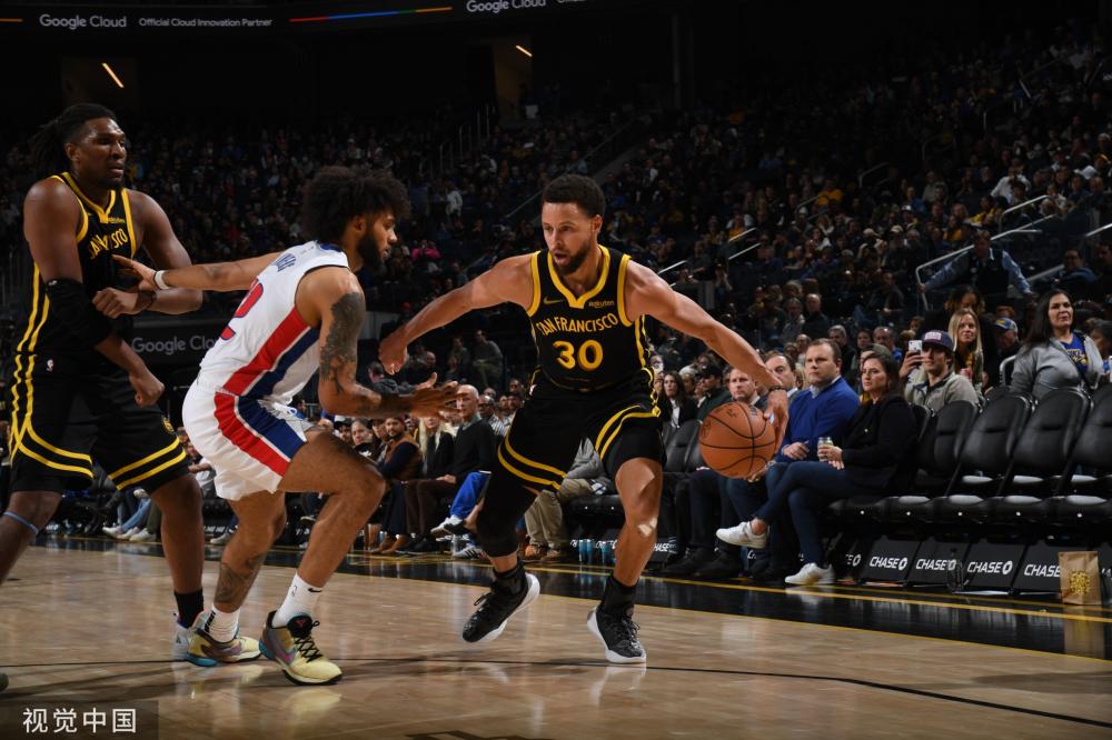 夺得冠军奠 夺得冠军奠